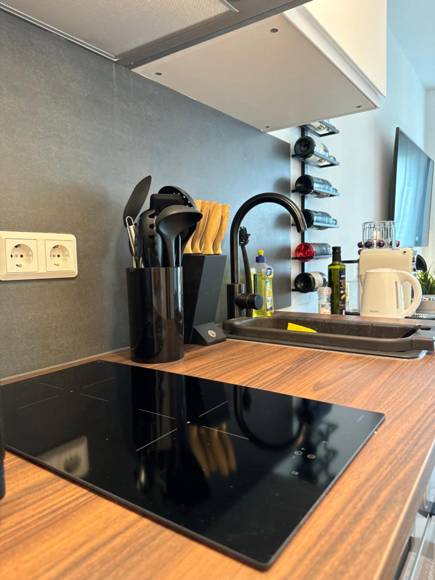 Moderne Ferienwohnung Mit Terrasse Wurzburg Bagian luar foto